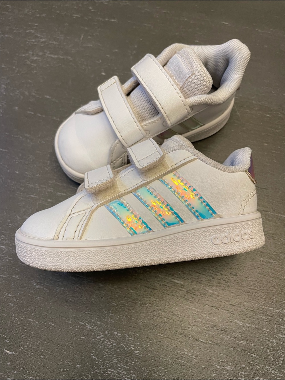 Adidas Toddler Shoes 5K White Iridescent Holographic 3 Stripe with Velcro Straps